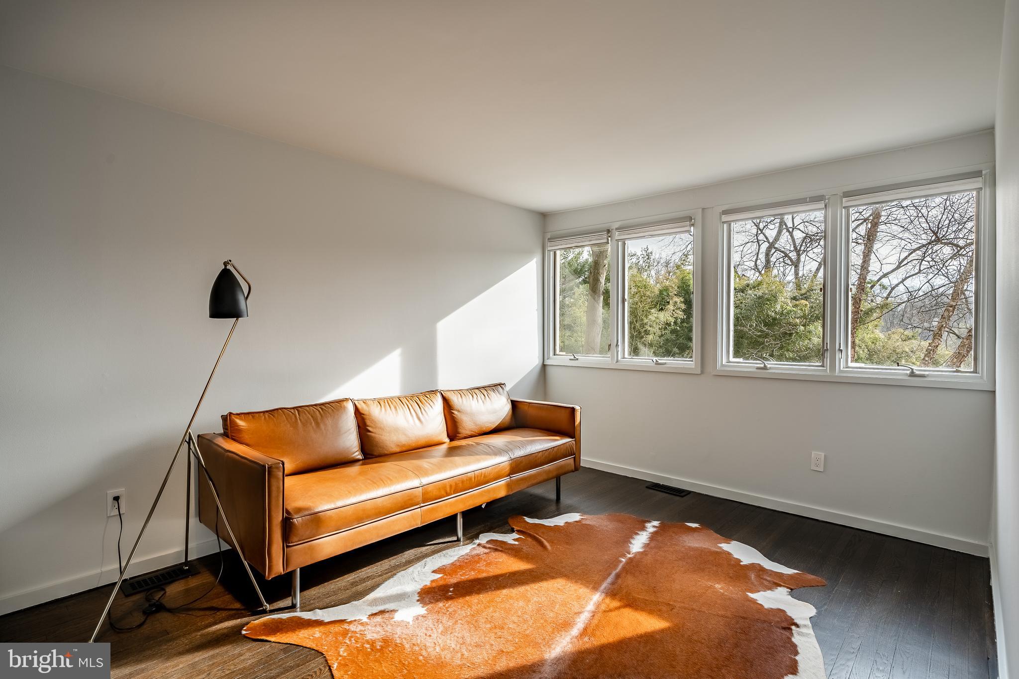 COLONIAL VIL - Residential