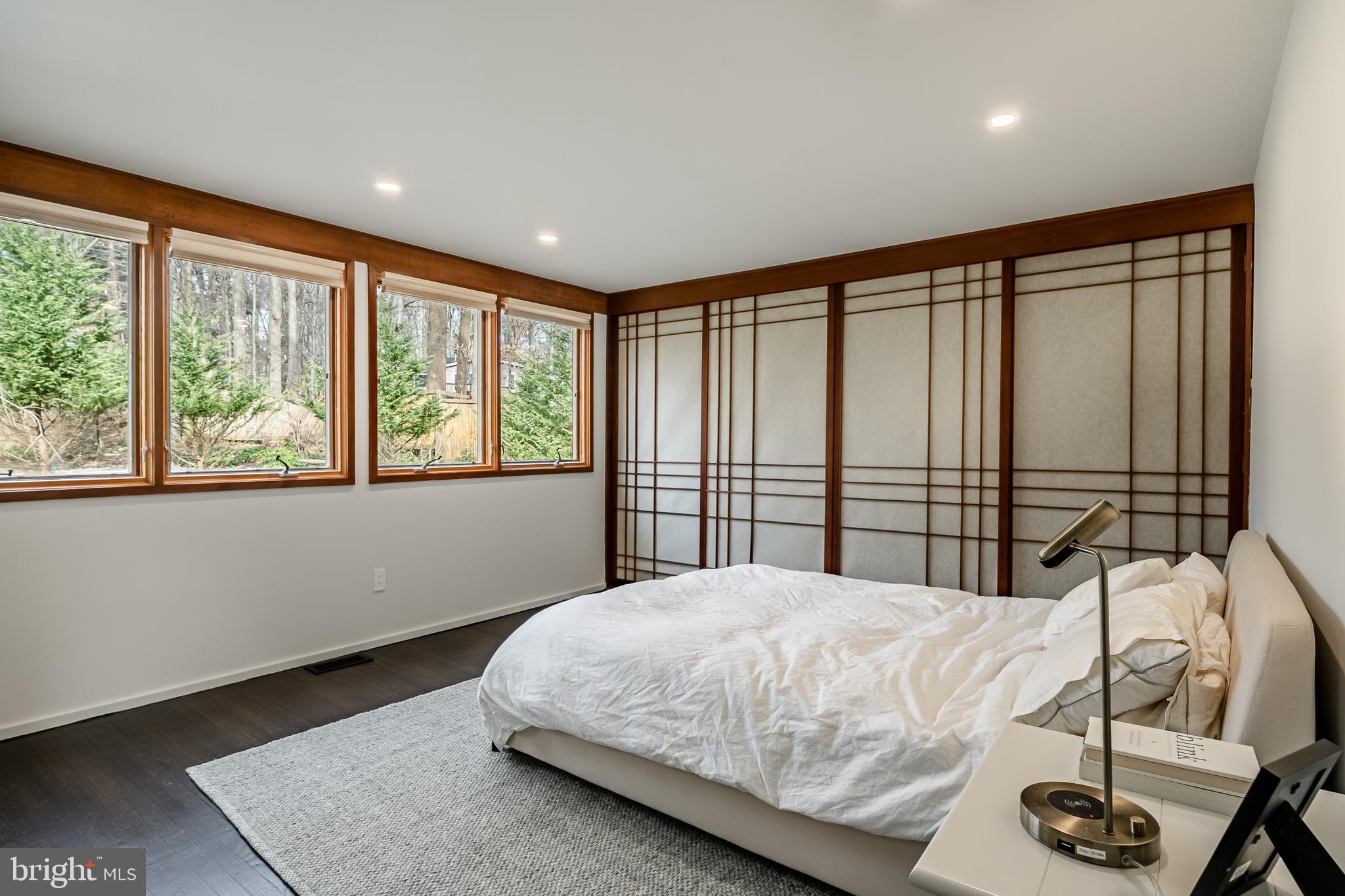 COLONIAL VIL - Residential