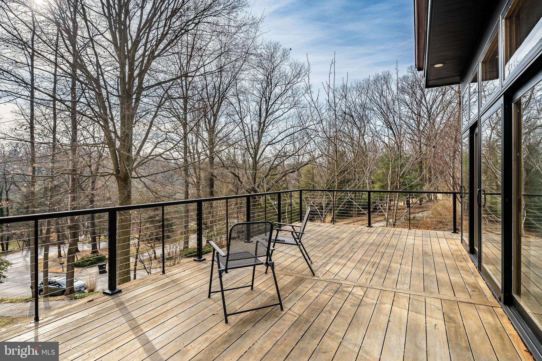 COLONIAL VIL - Residential