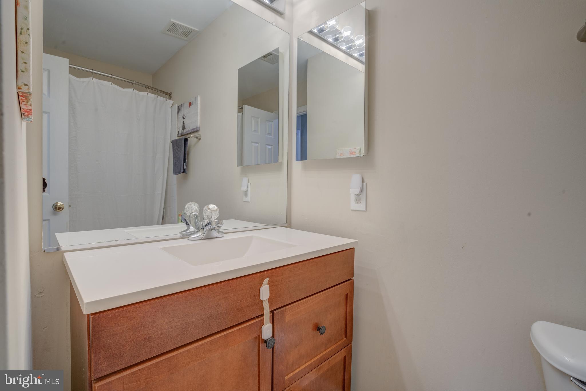 THE KNOLLS - Residential