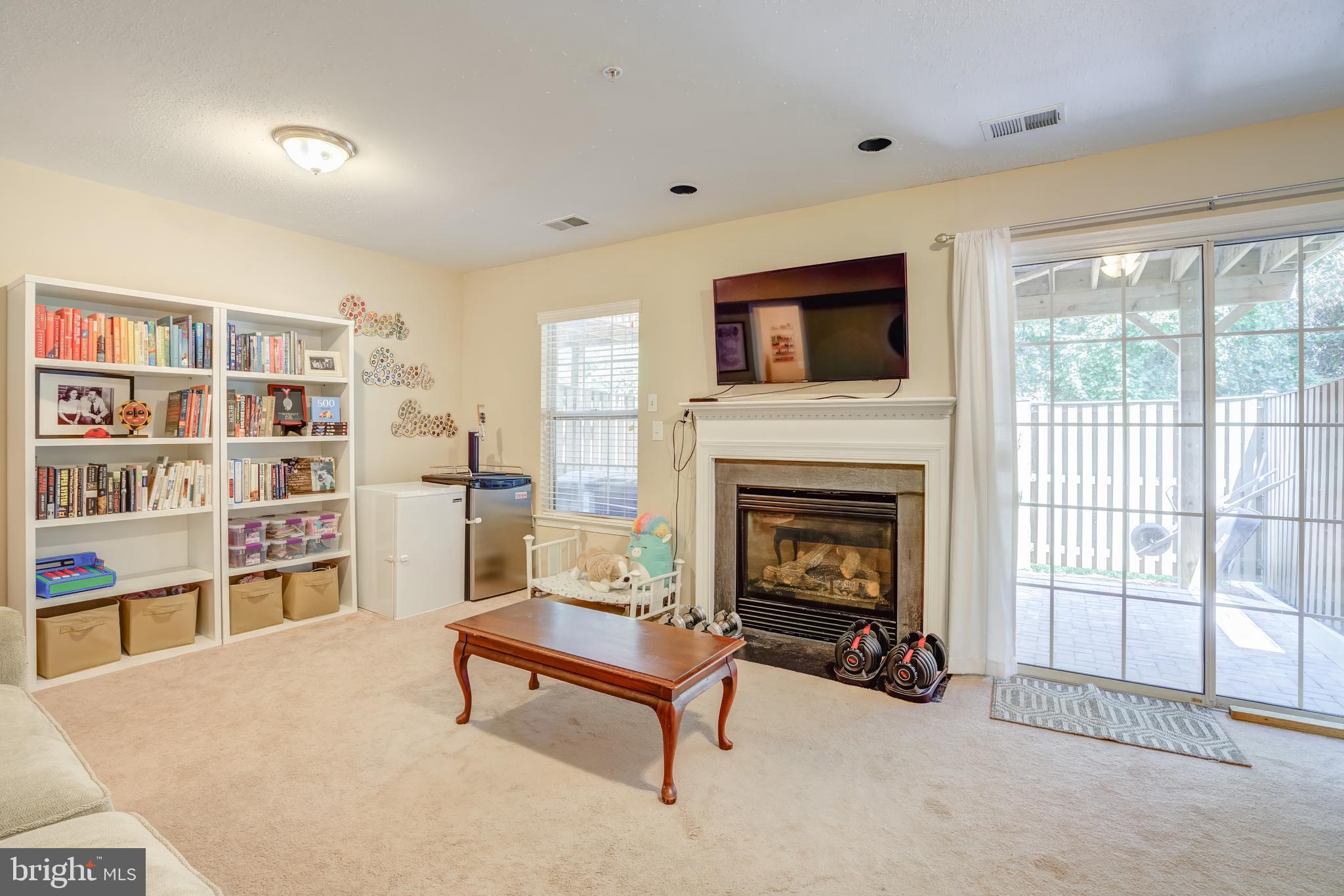 THE KNOLLS - Residential