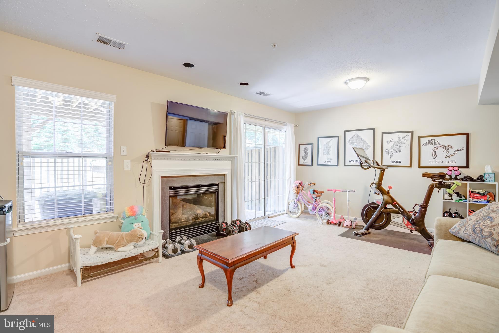 THE KNOLLS - Residential