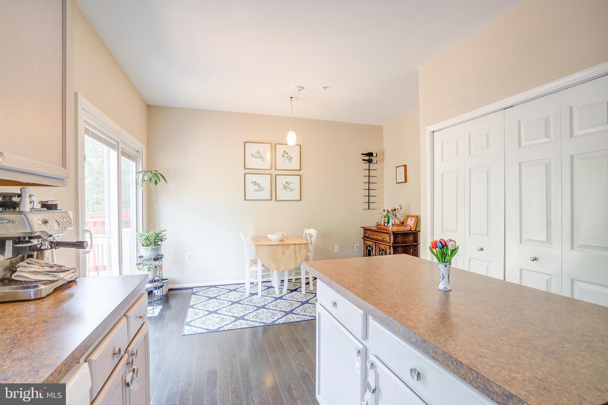 THE KNOLLS - Residential