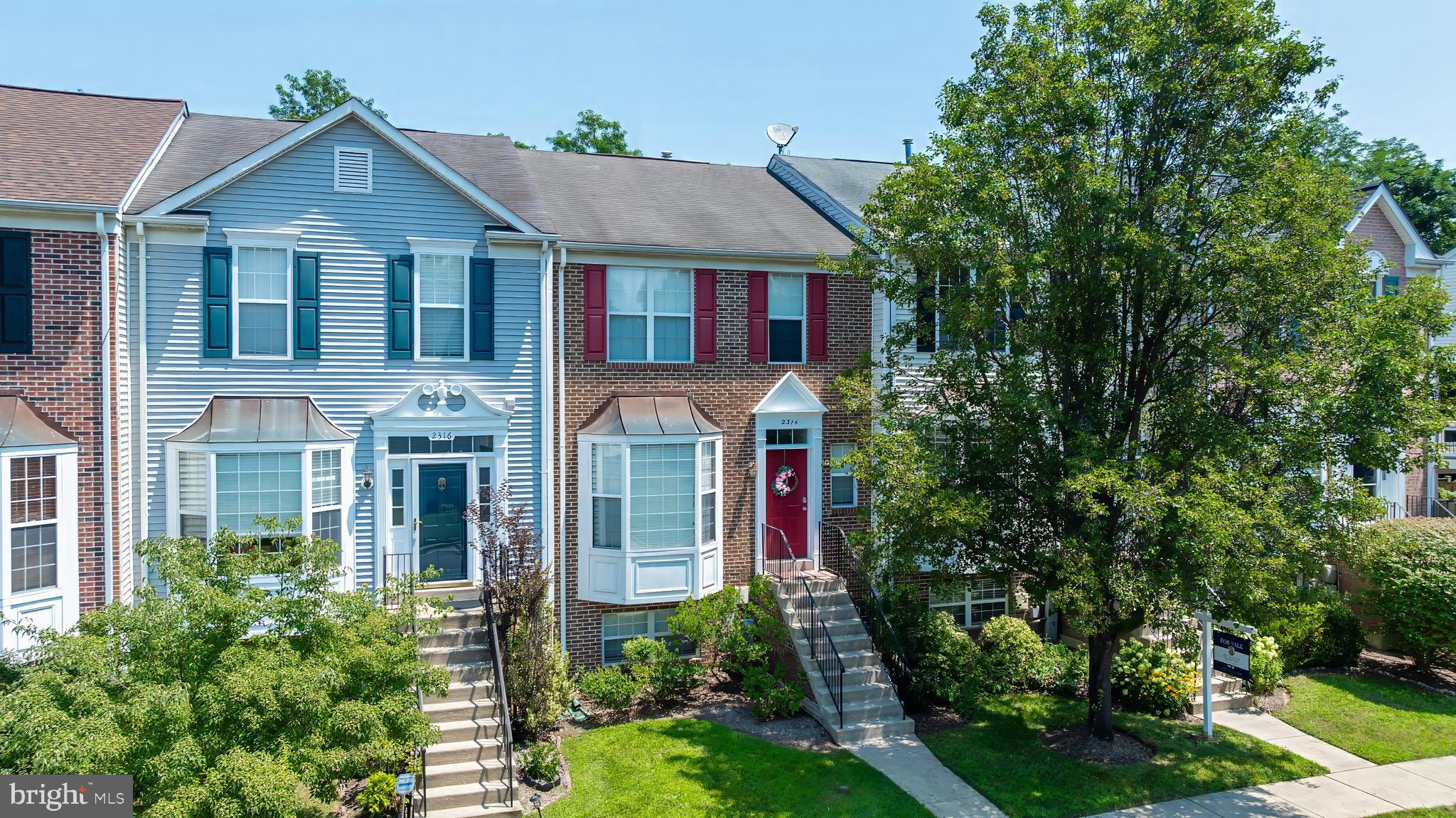 THE KNOLLS - Residential