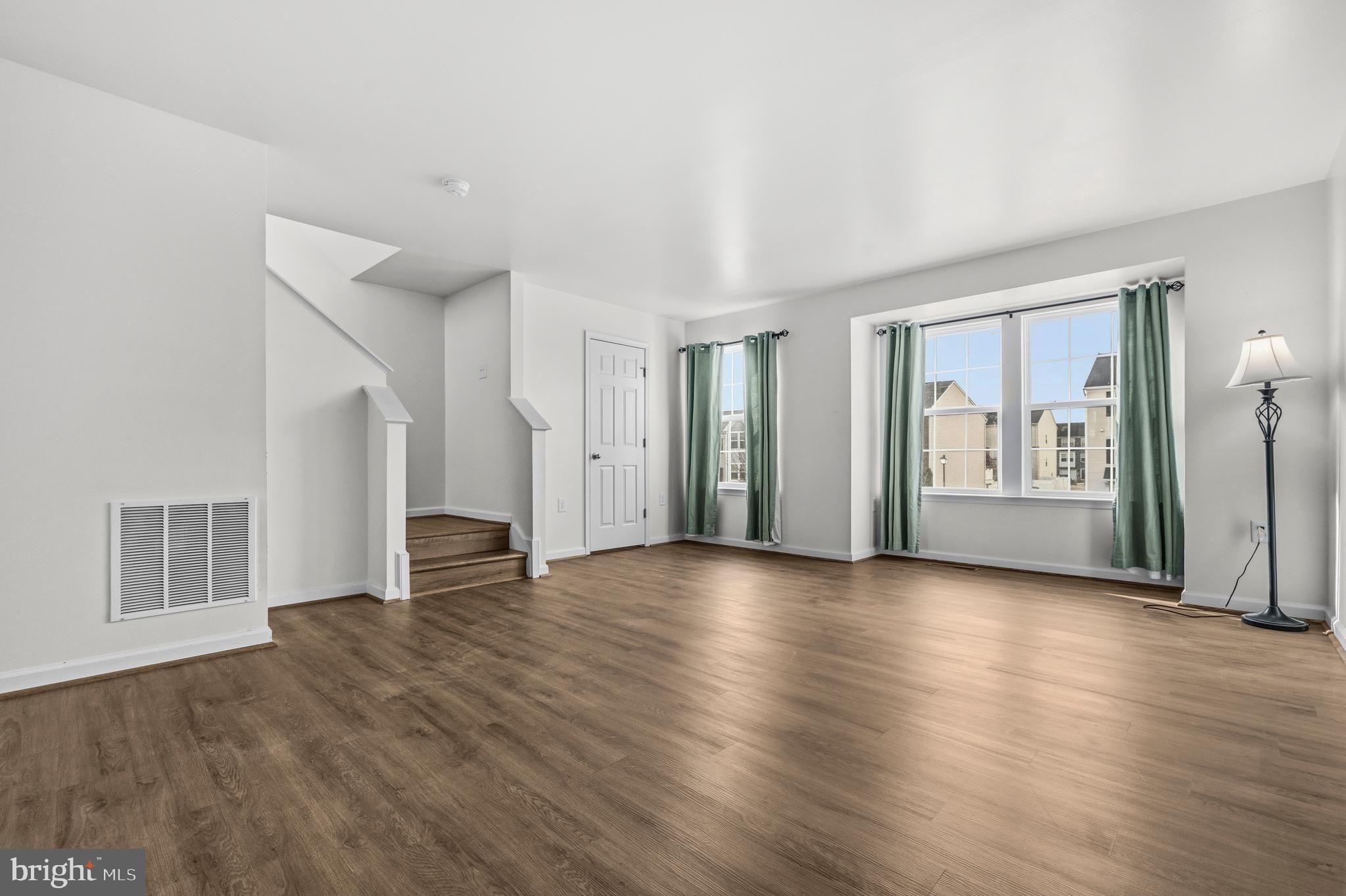 RIVERSIDE - Residential