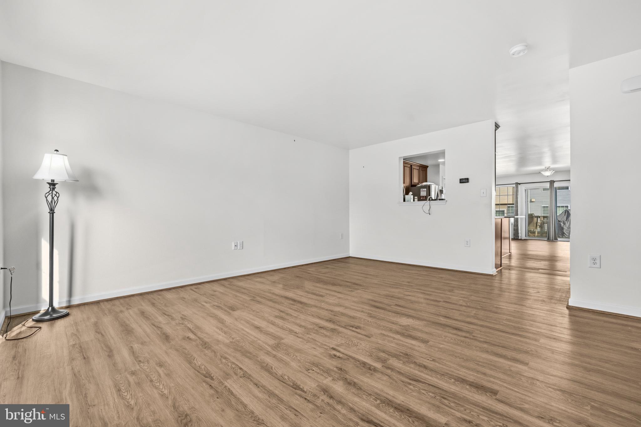 RIVERSIDE - Residential