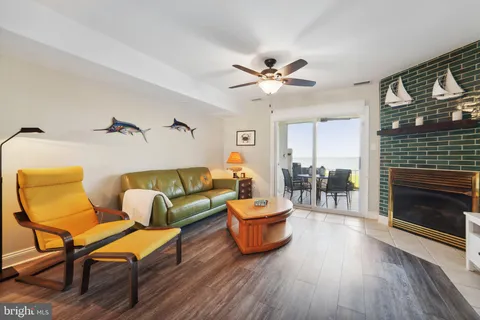 15 Queen Anne Way Unit E, Chester, MD 21619 - MLS#: MDQA2012362