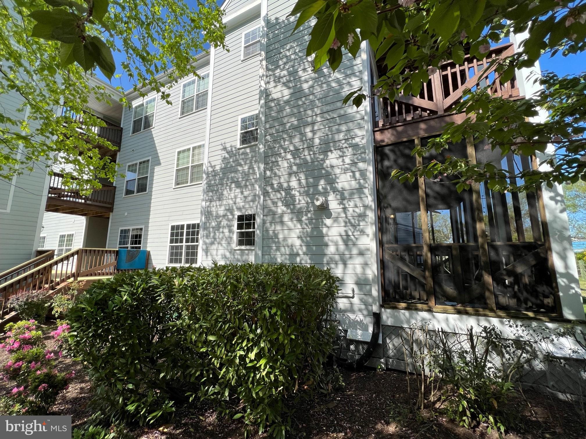 SOLOMONS LANDING - Residential