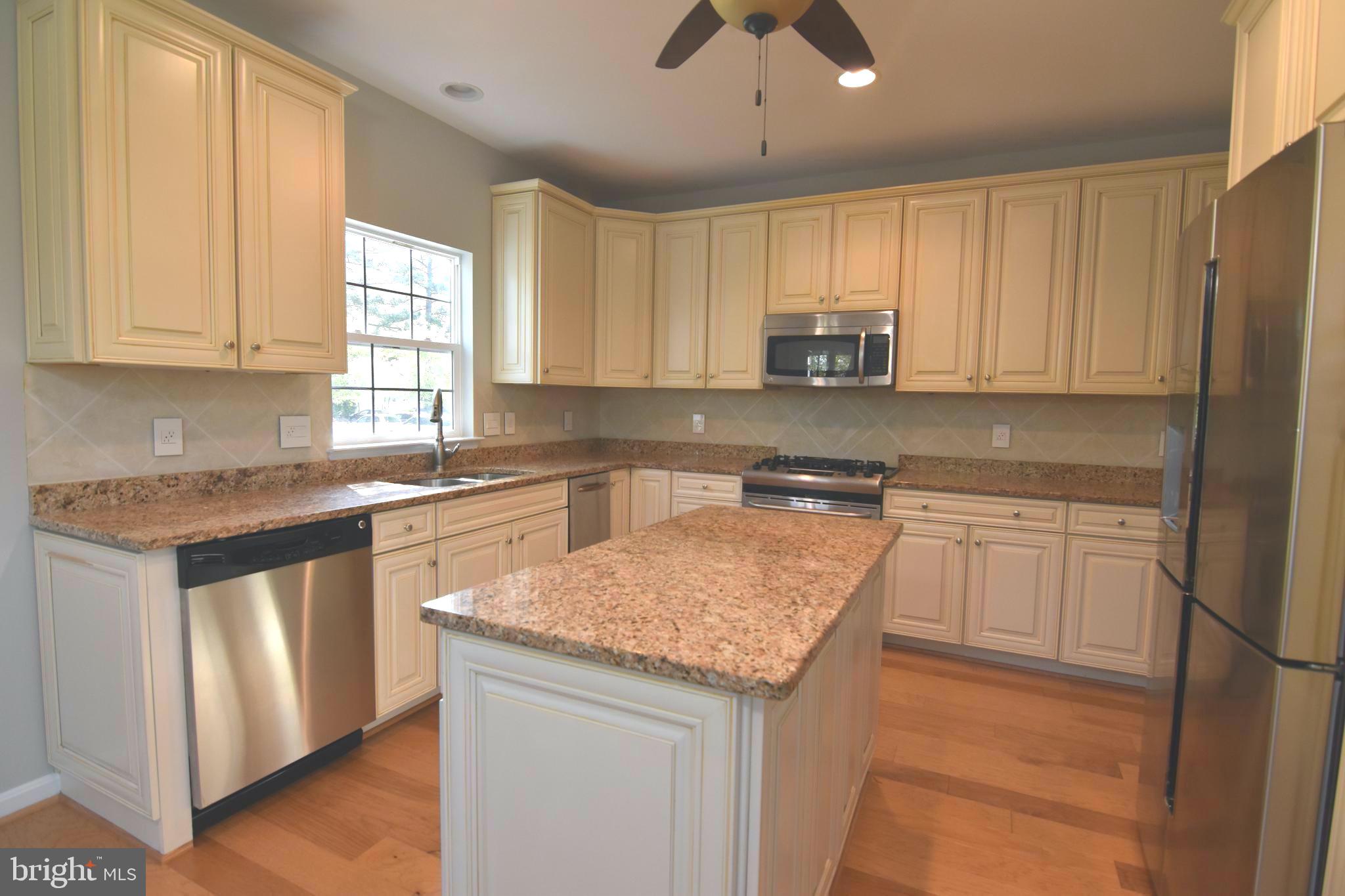 SOLOMONS LANDING - Residential