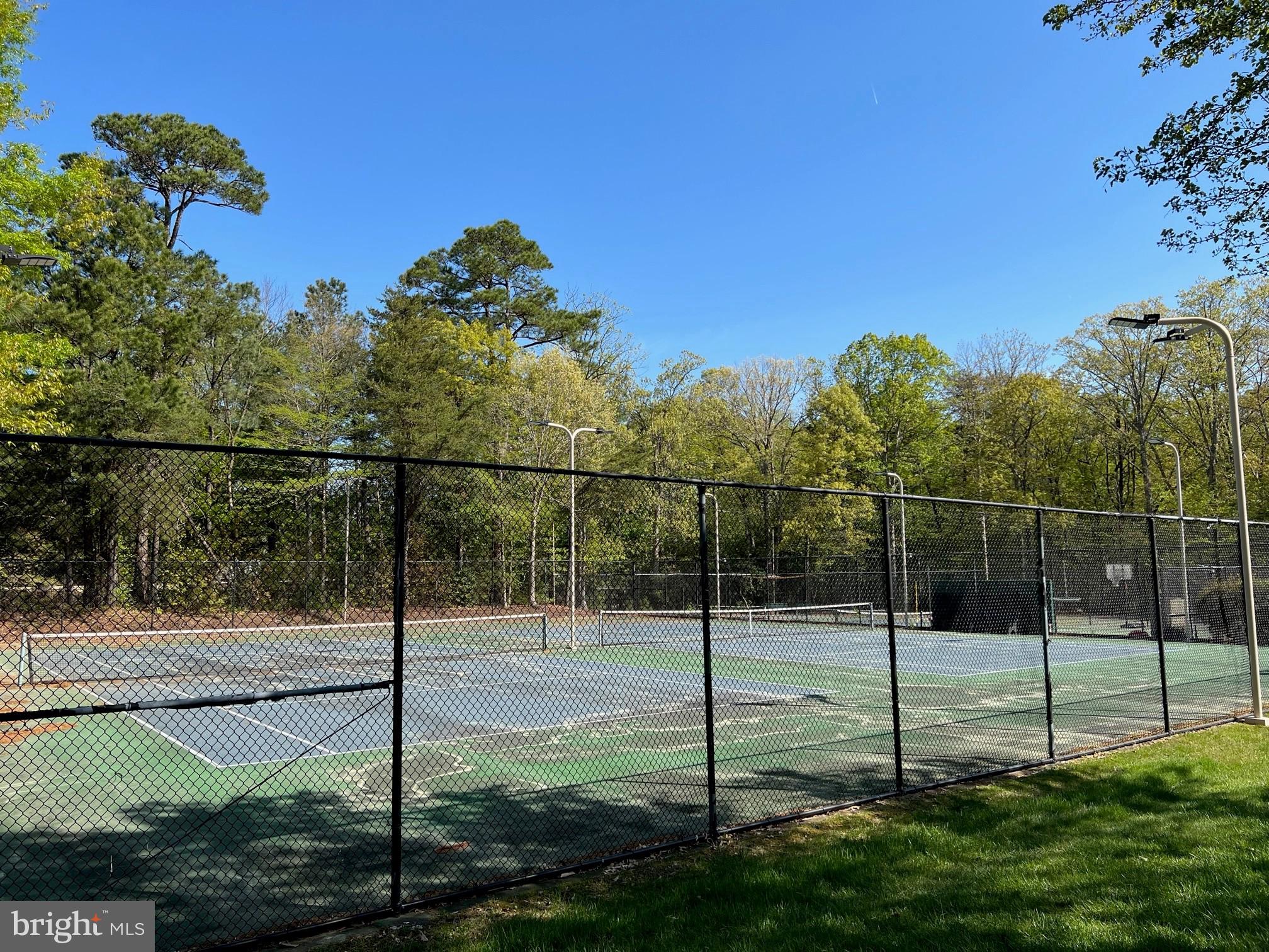 SOLOMONS LANDING - Residential