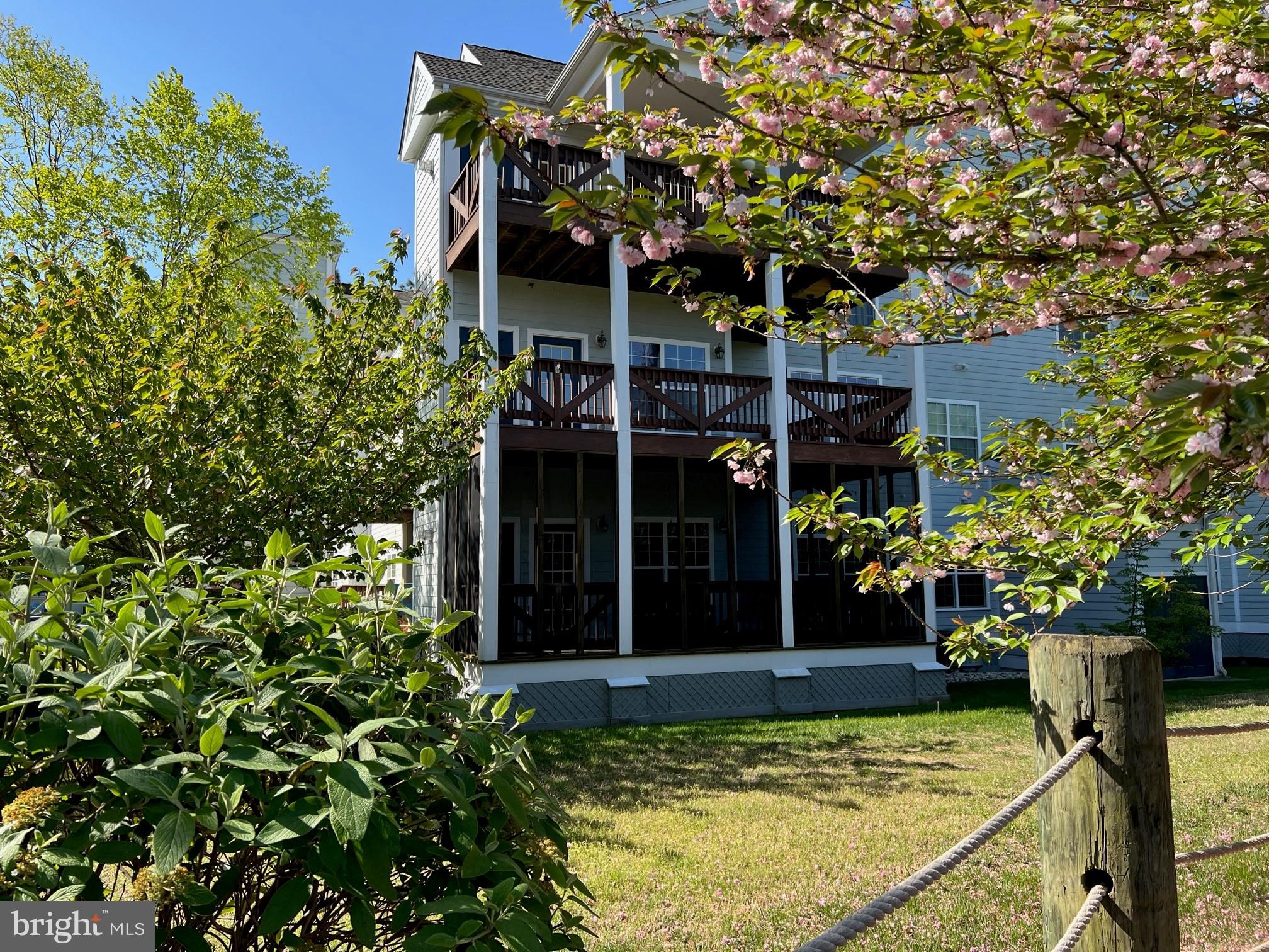 SOLOMONS LANDING - Residential