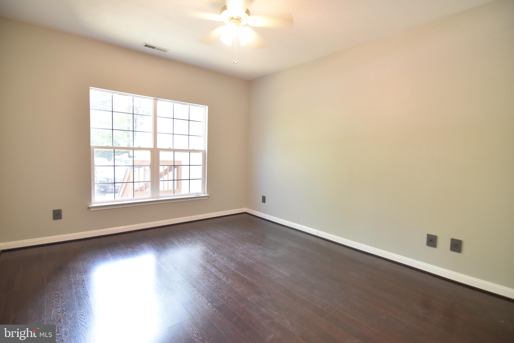 SOLOMONS LANDING - Residential