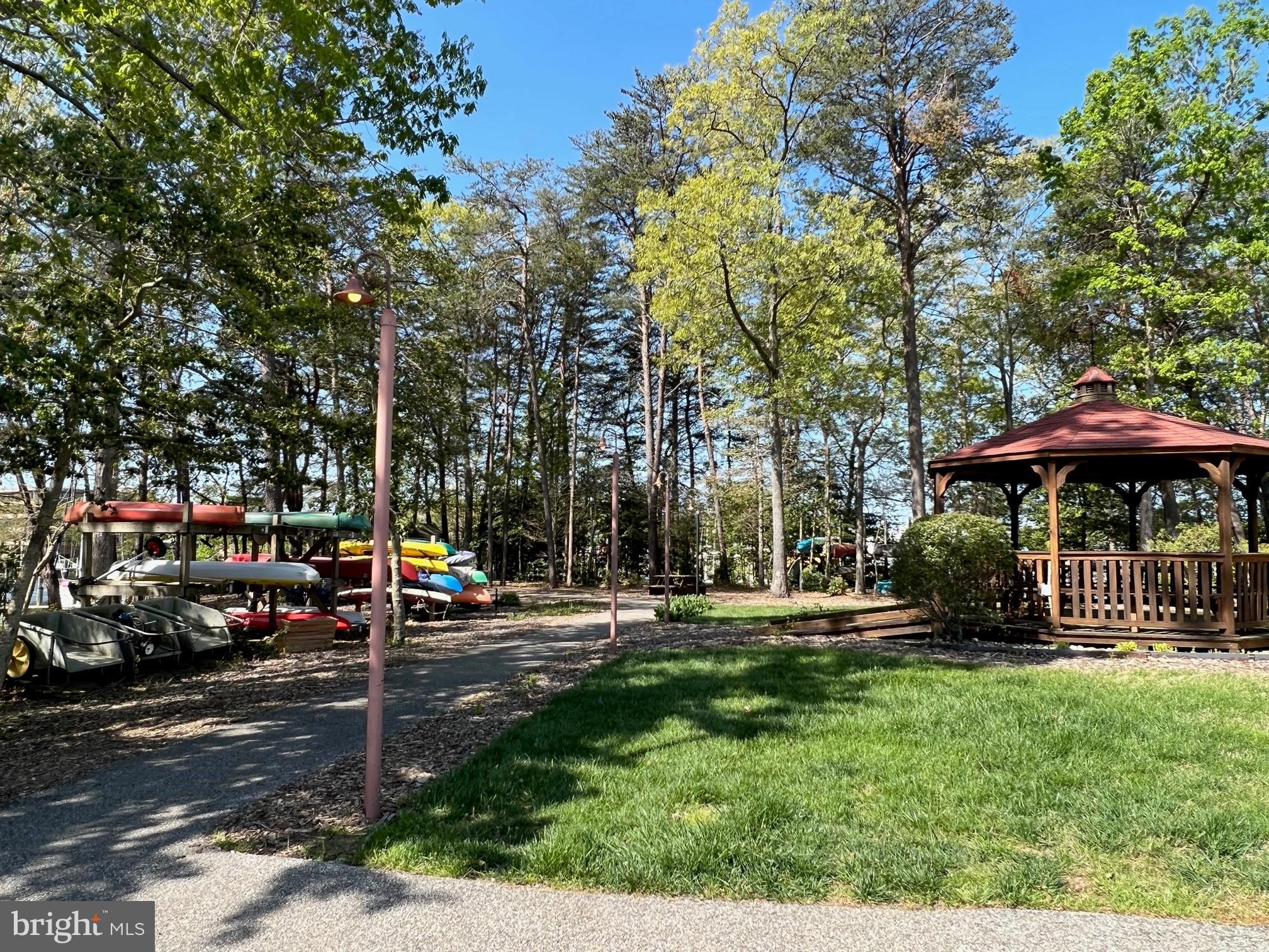 SOLOMONS LANDING - Residential