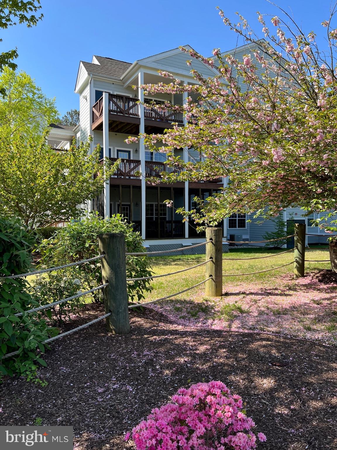 SOLOMONS LANDING - Residential