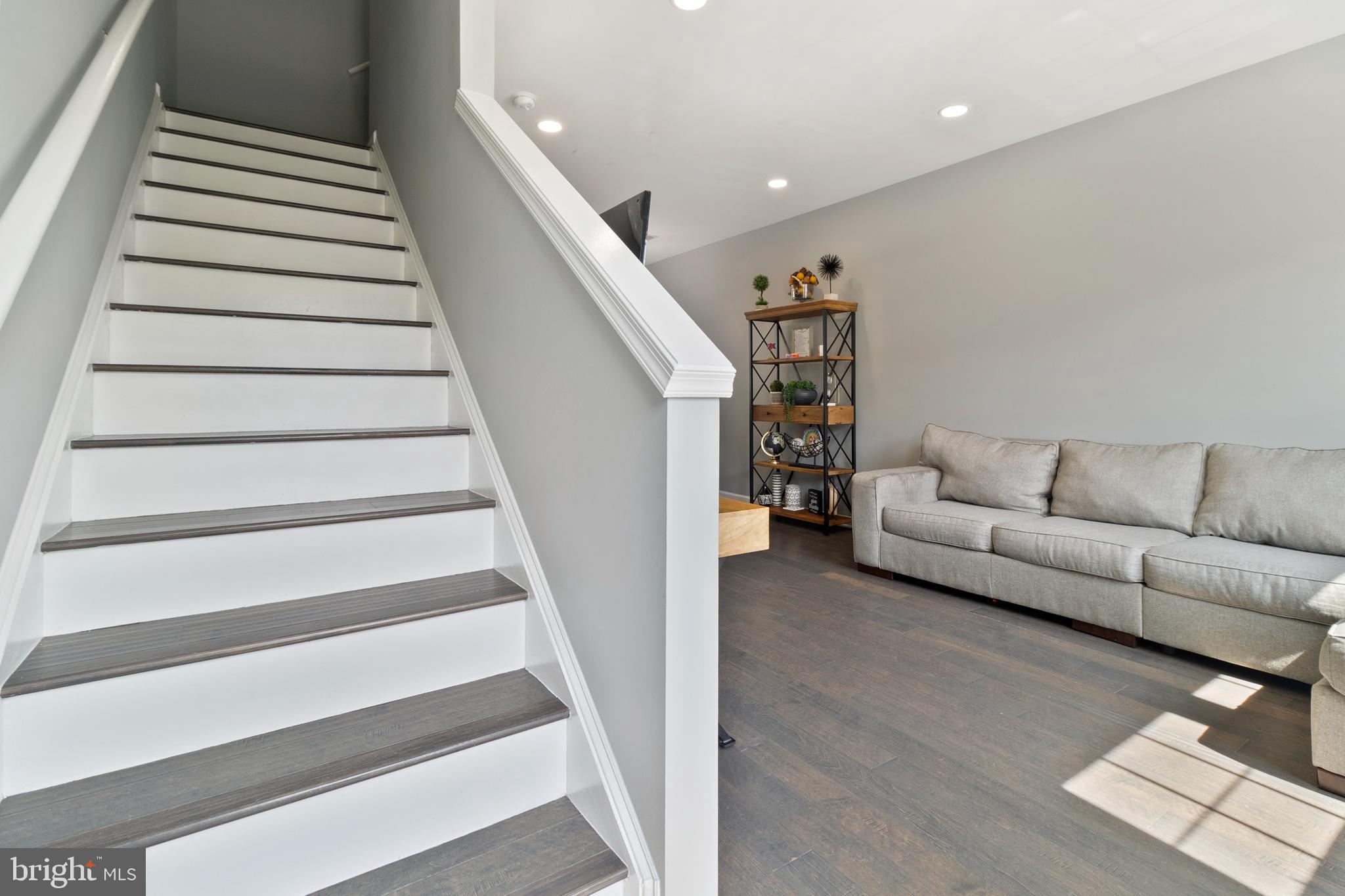 CHERRY HILL CROSSING CONDOMINIUM - Residential