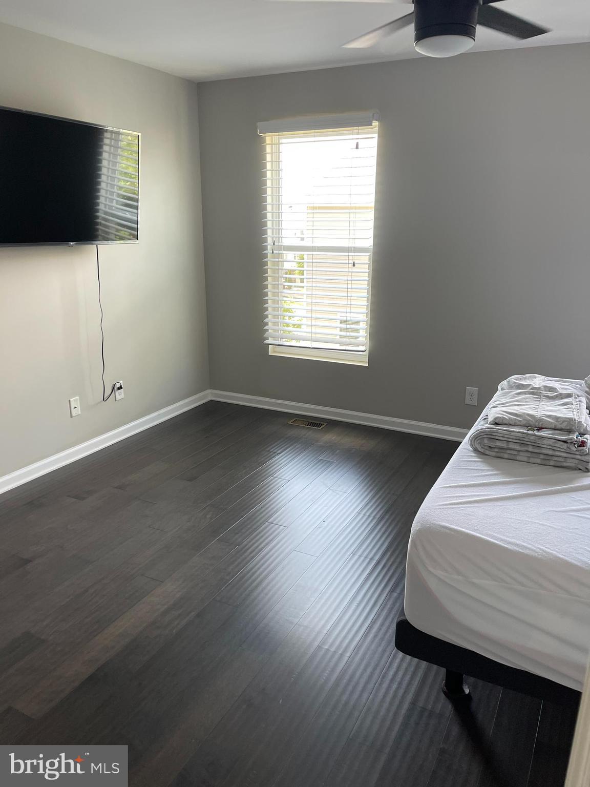 CHERRY HILL CROSSING CONDOMINIUM - Residential