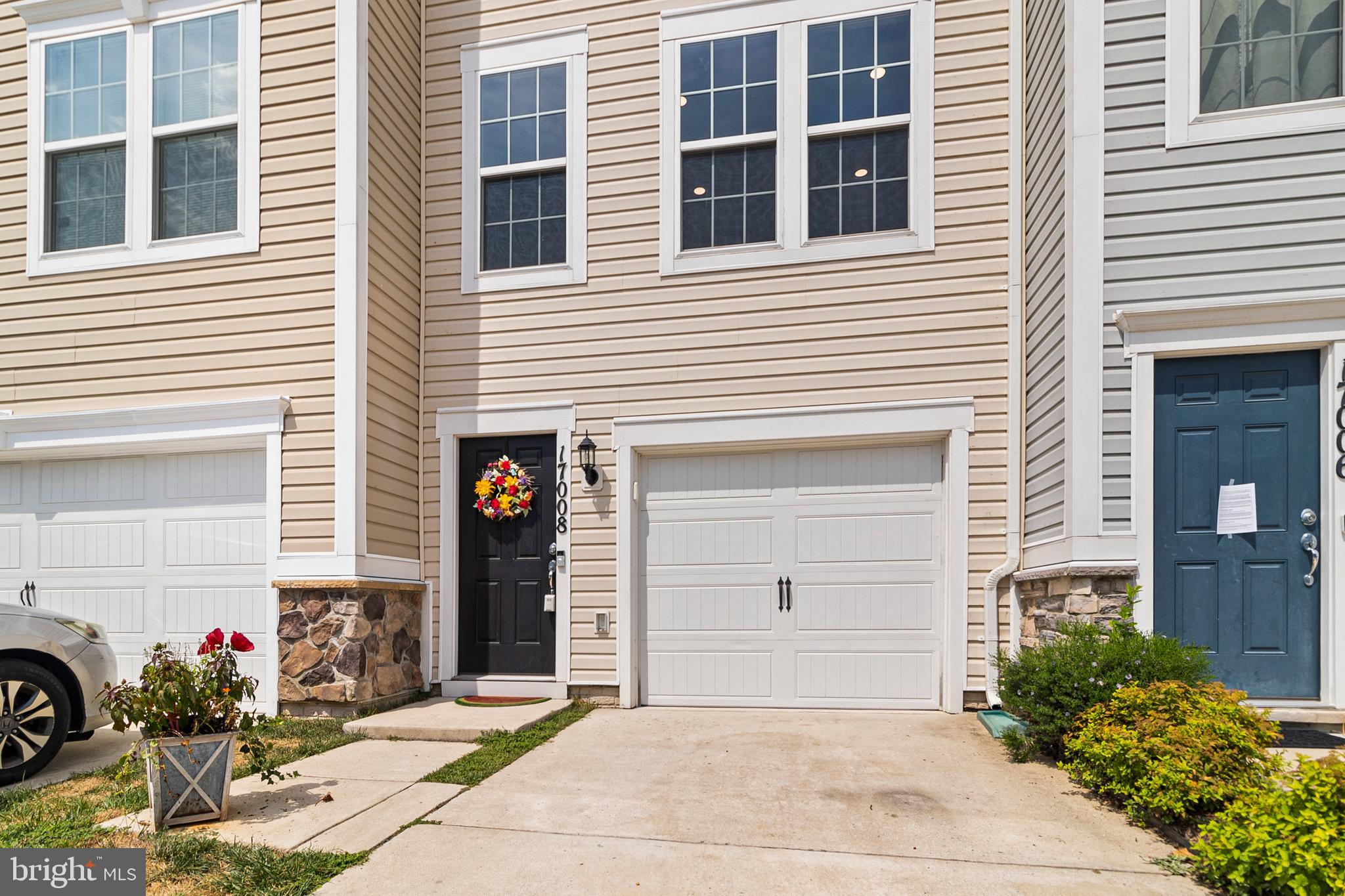 CHERRY HILL CROSSING CONDOMINIUM - Residential