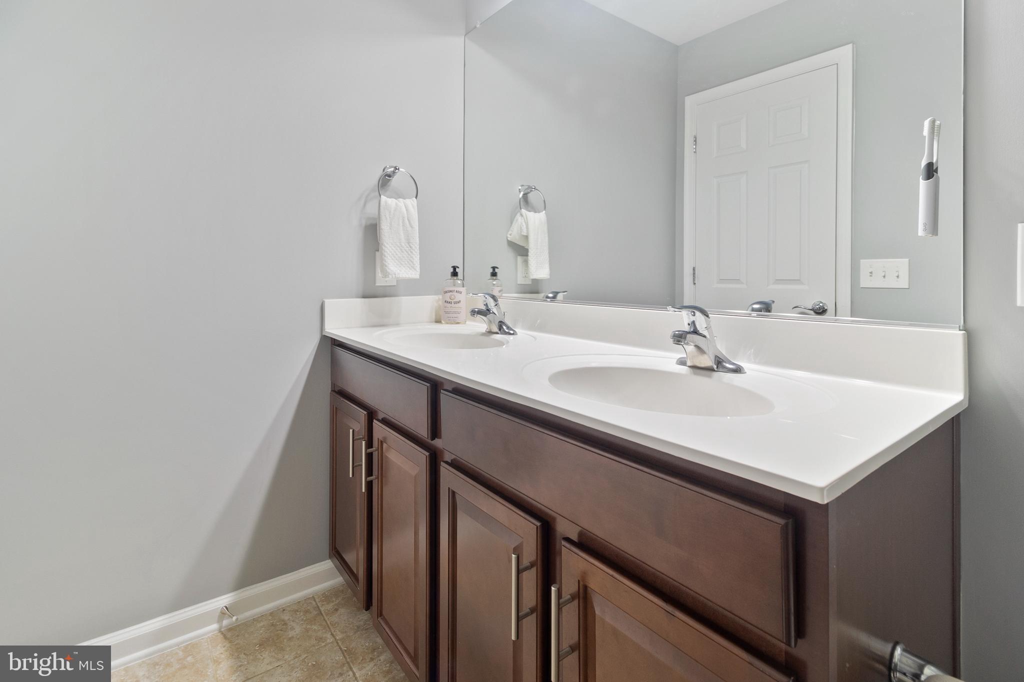 CHERRY HILL CROSSING CONDOMINIUM - Residential