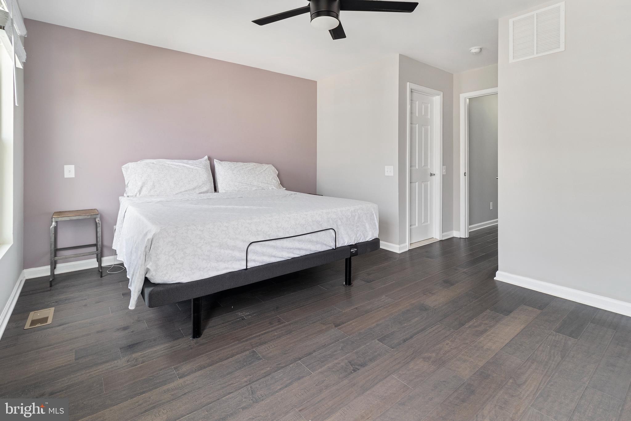 CHERRY HILL CROSSING CONDOMINIUM - Residential