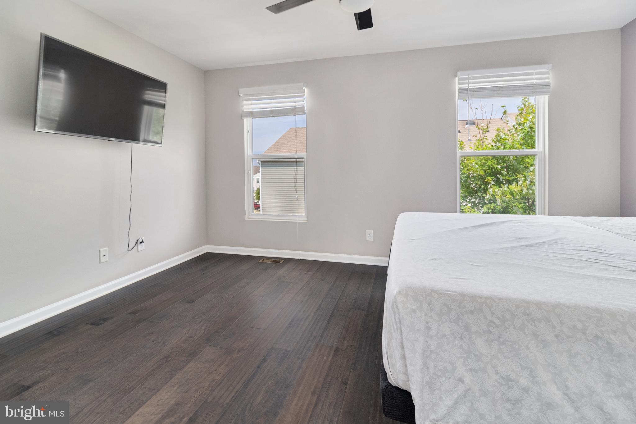 CHERRY HILL CROSSING CONDOMINIUM - Residential