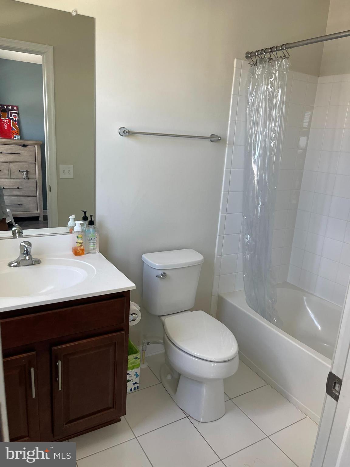 CHERRY HILL CROSSING CONDOMINIUM - Residential