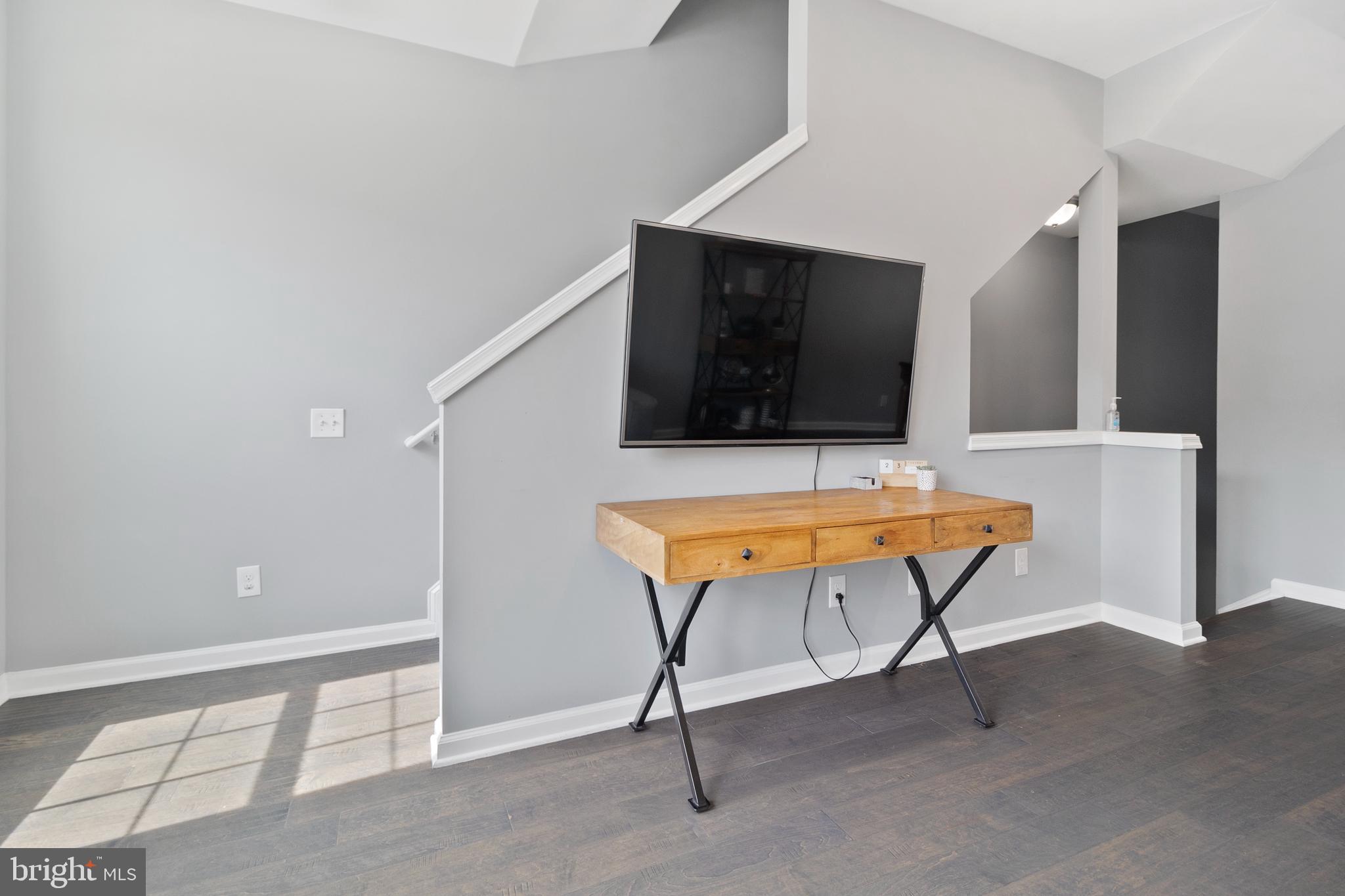 CHERRY HILL CROSSING CONDOMINIUM - Residential