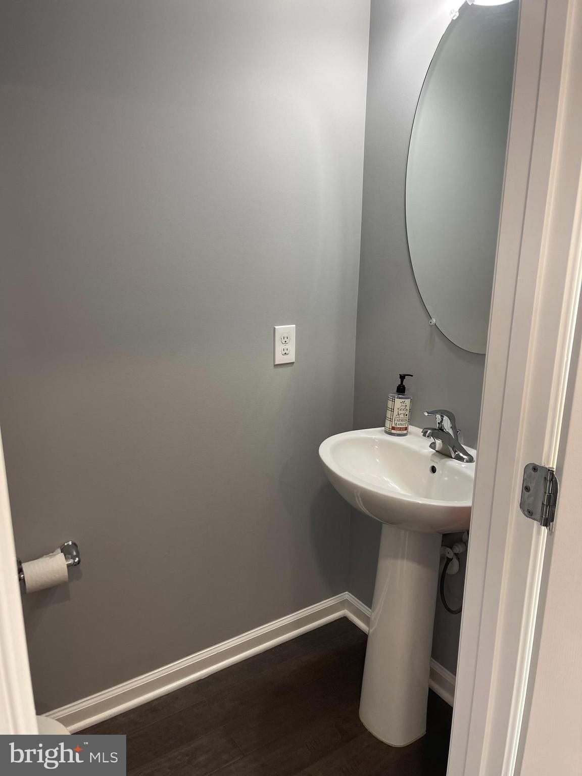 CHERRY HILL CROSSING CONDOMINIUM - Residential