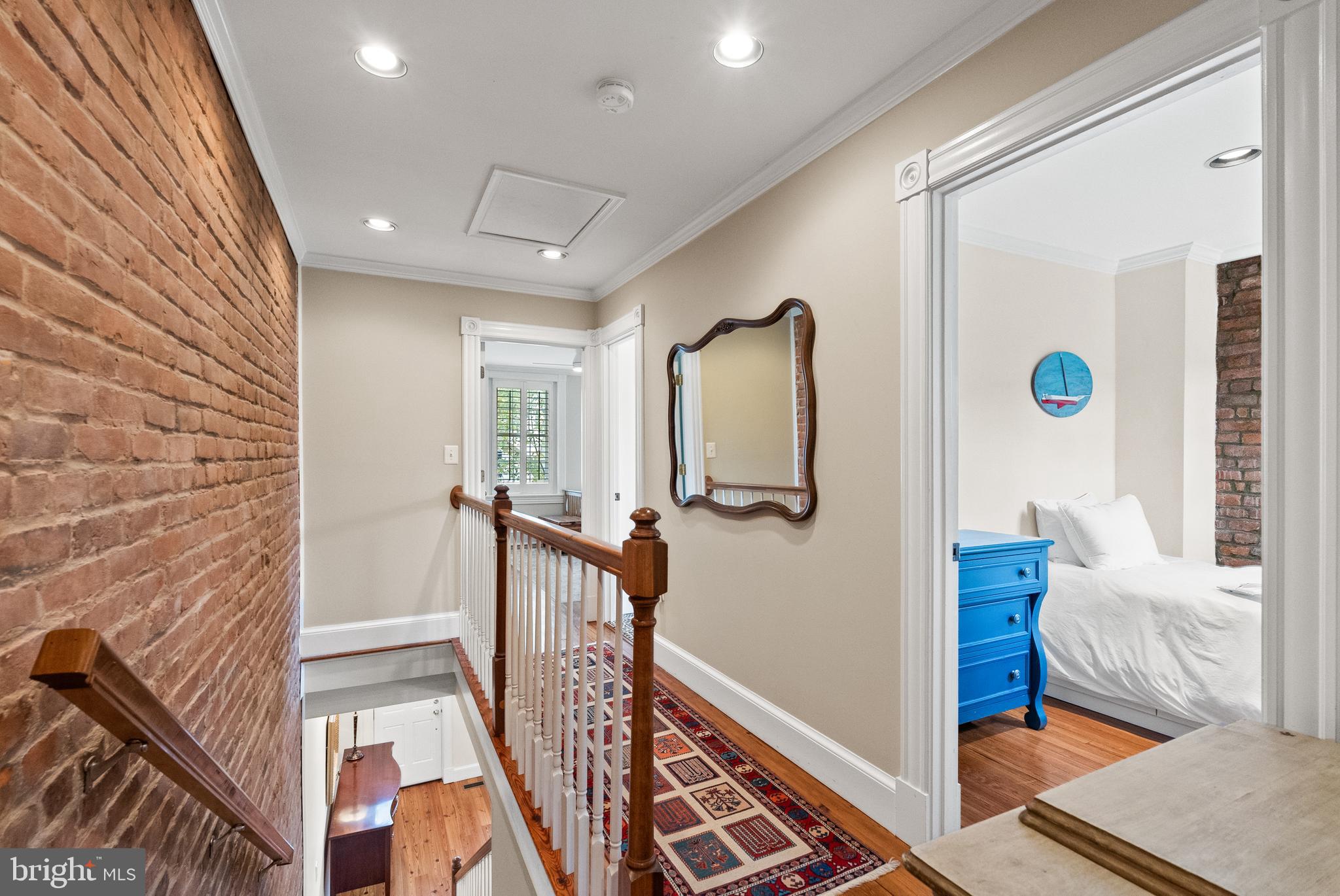 OLD TOWN ALEXANDRIA - Residential