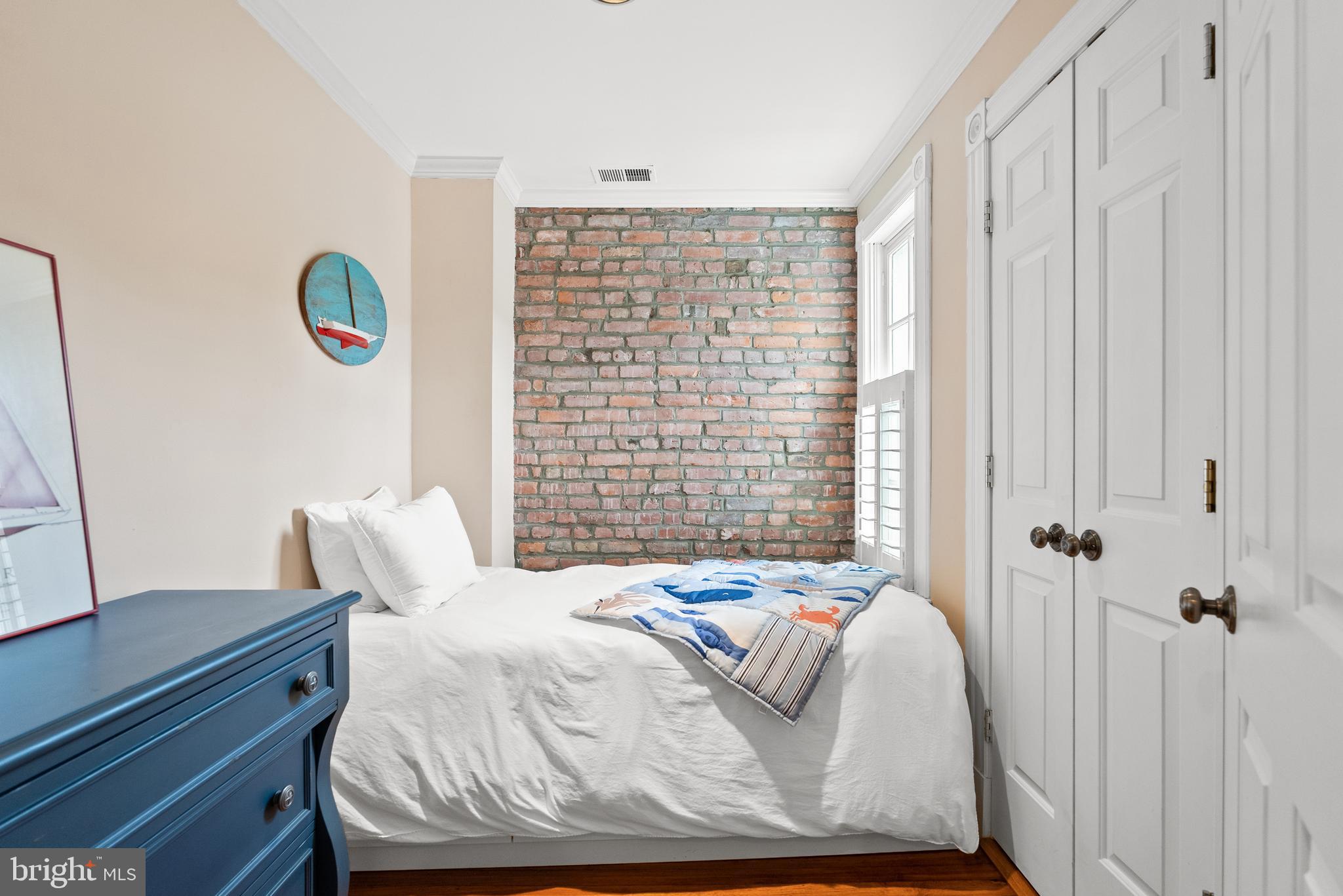 OLD TOWN ALEXANDRIA - Residential