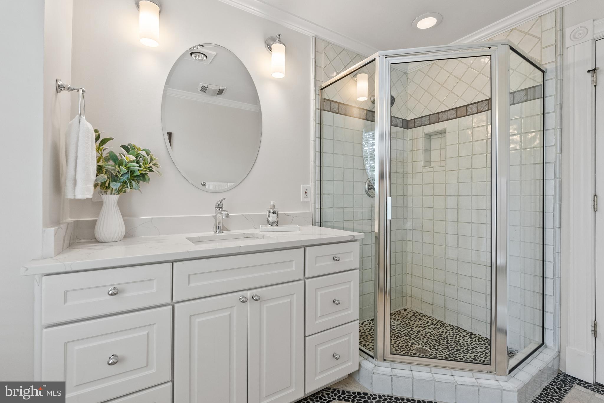 OLD TOWN ALEXANDRIA - Residential