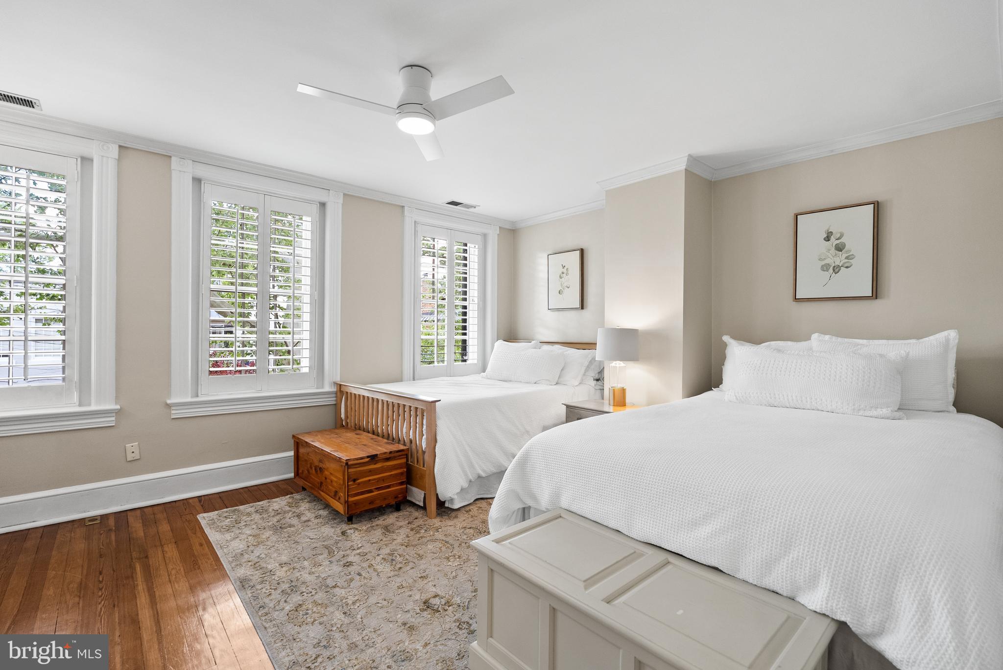 OLD TOWN ALEXANDRIA - Residential