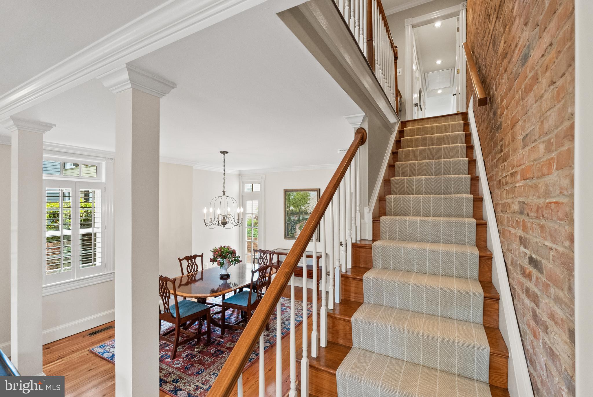 OLD TOWN ALEXANDRIA - Residential