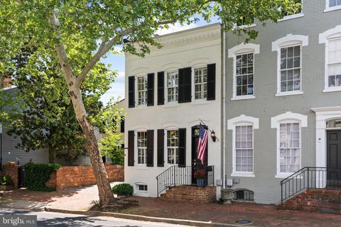 522 QUEEN STREET ALEXANDRIA VA 22314