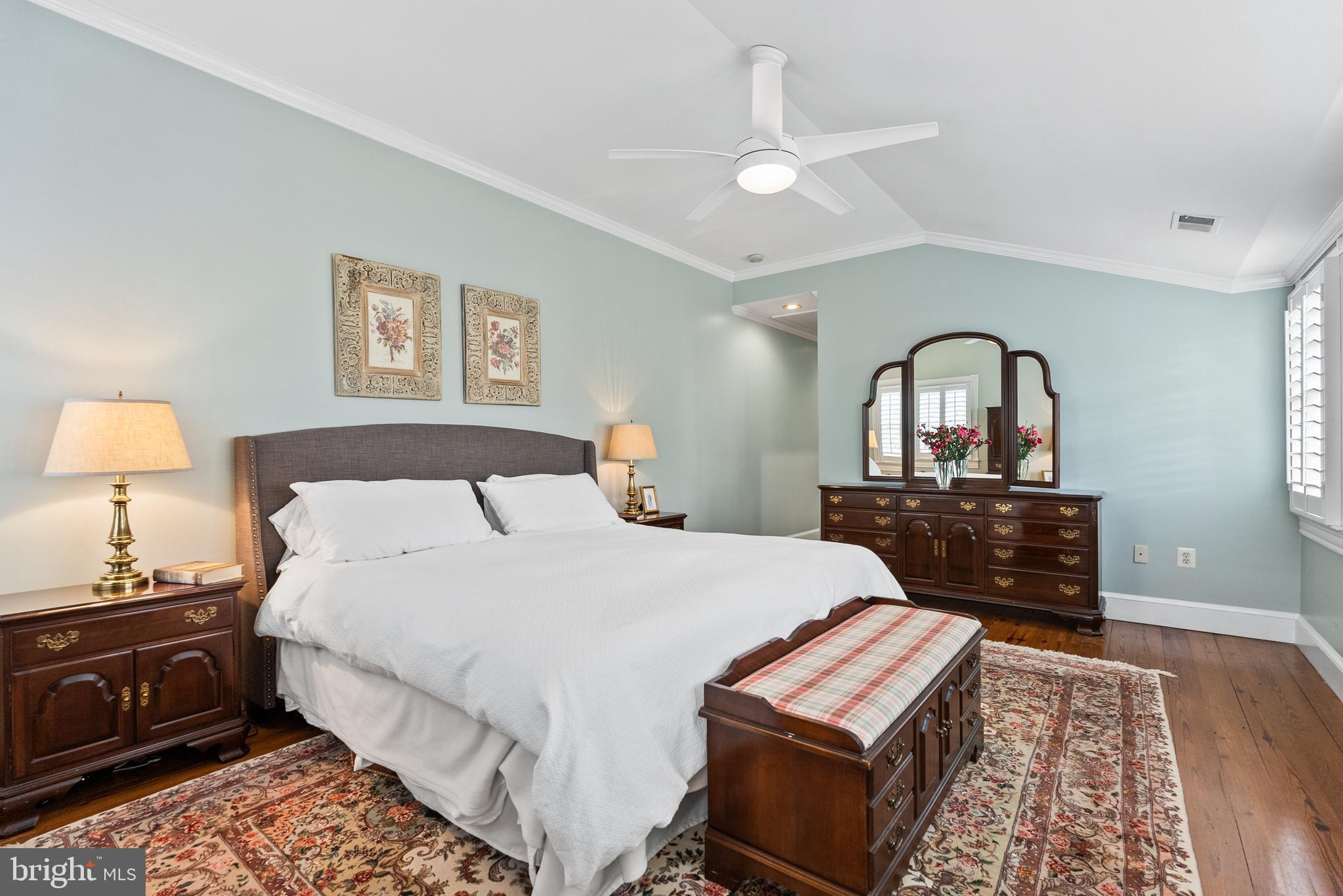 OLD TOWN ALEXANDRIA - Residential