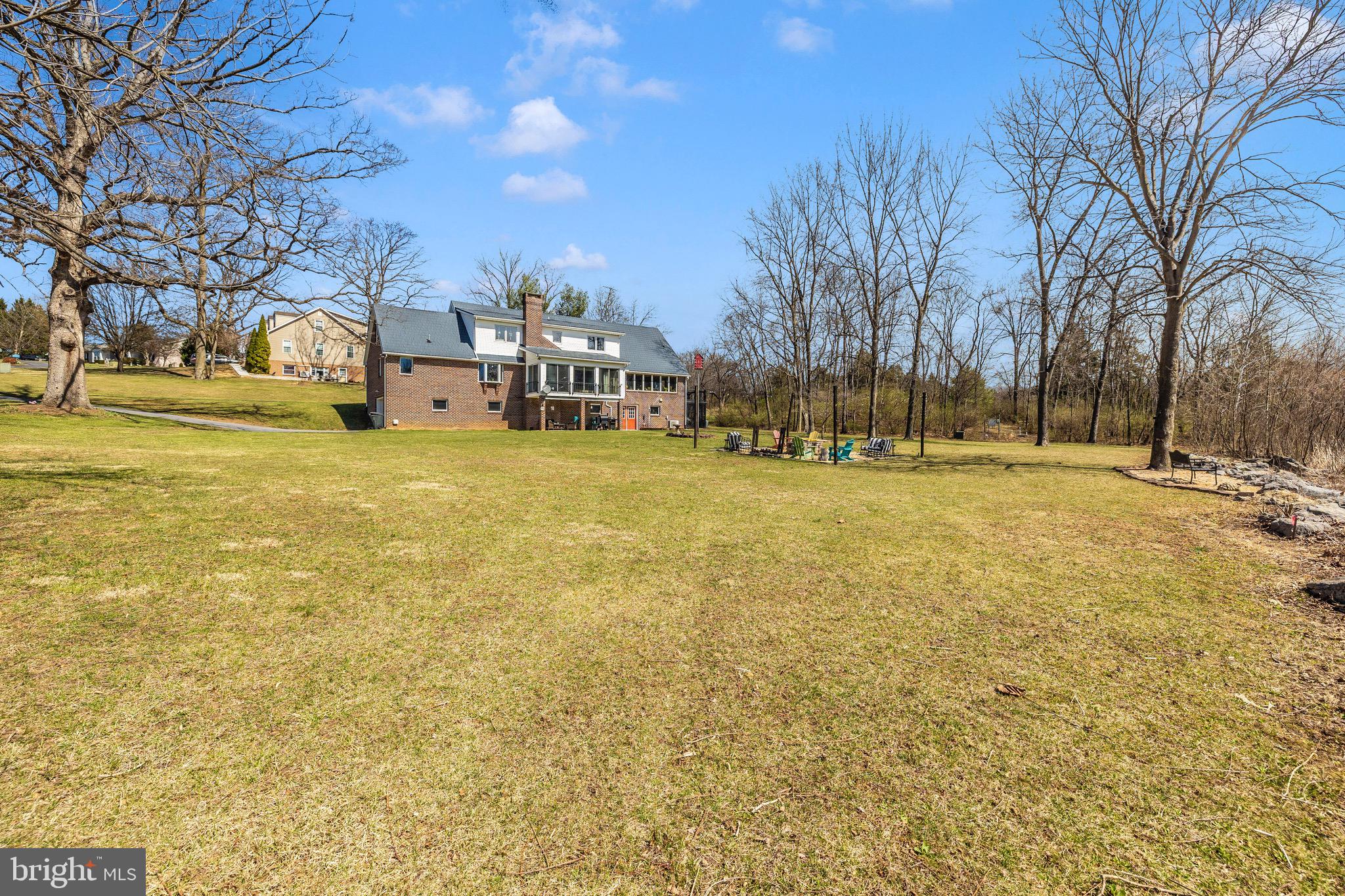 HOWARD SPEAKS - Residential