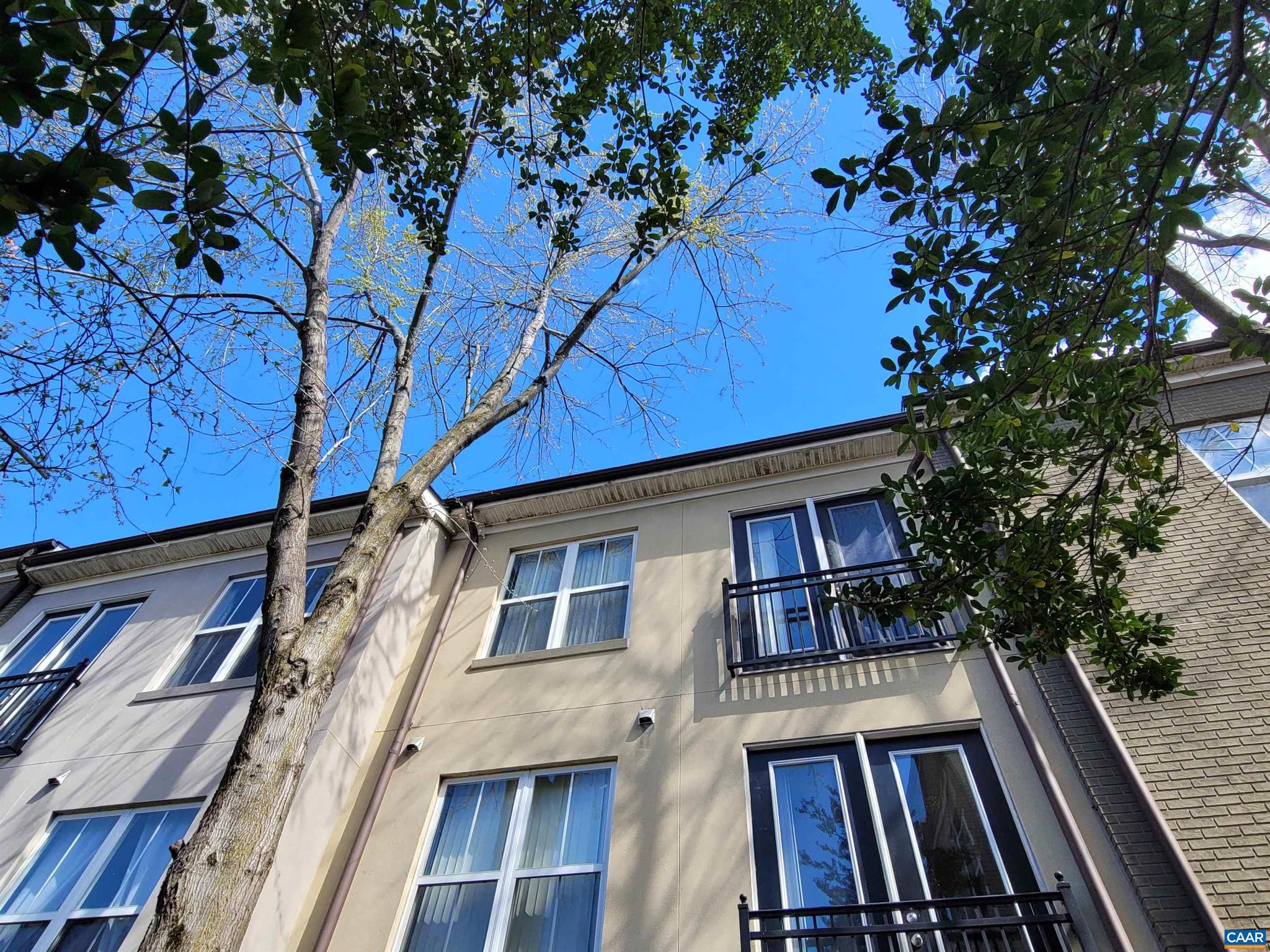 WALKER SQUARE CONDOS - Residential