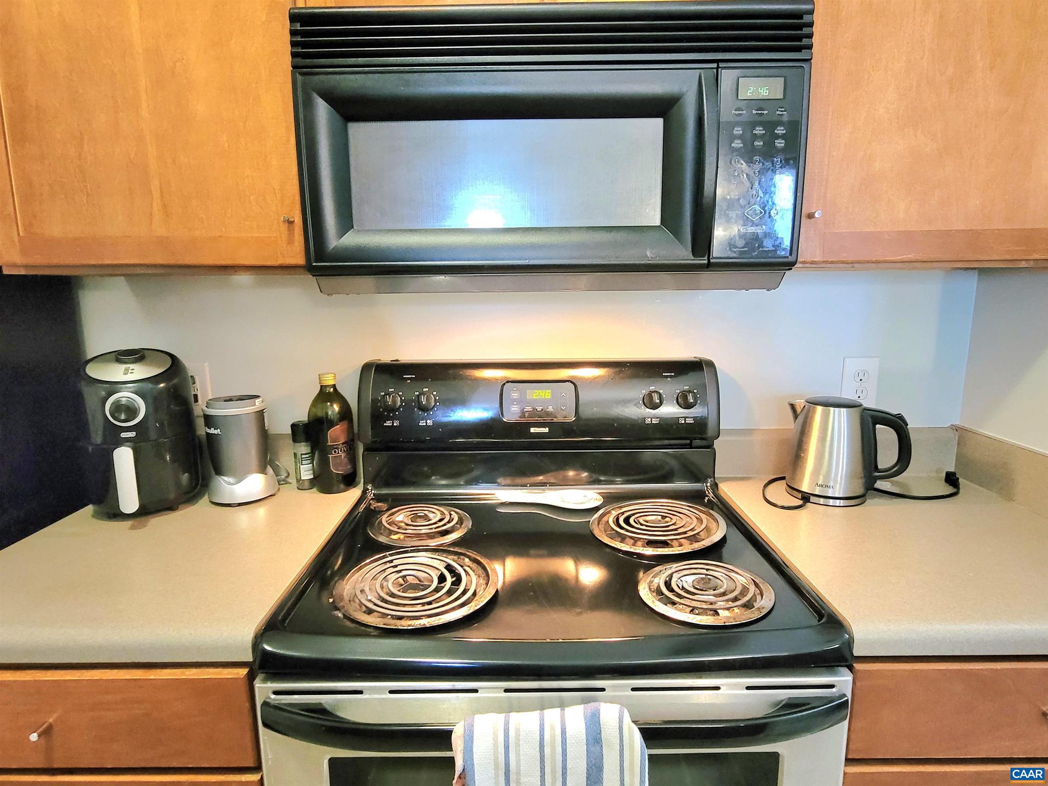 WALKER SQUARE CONDOS - Residential