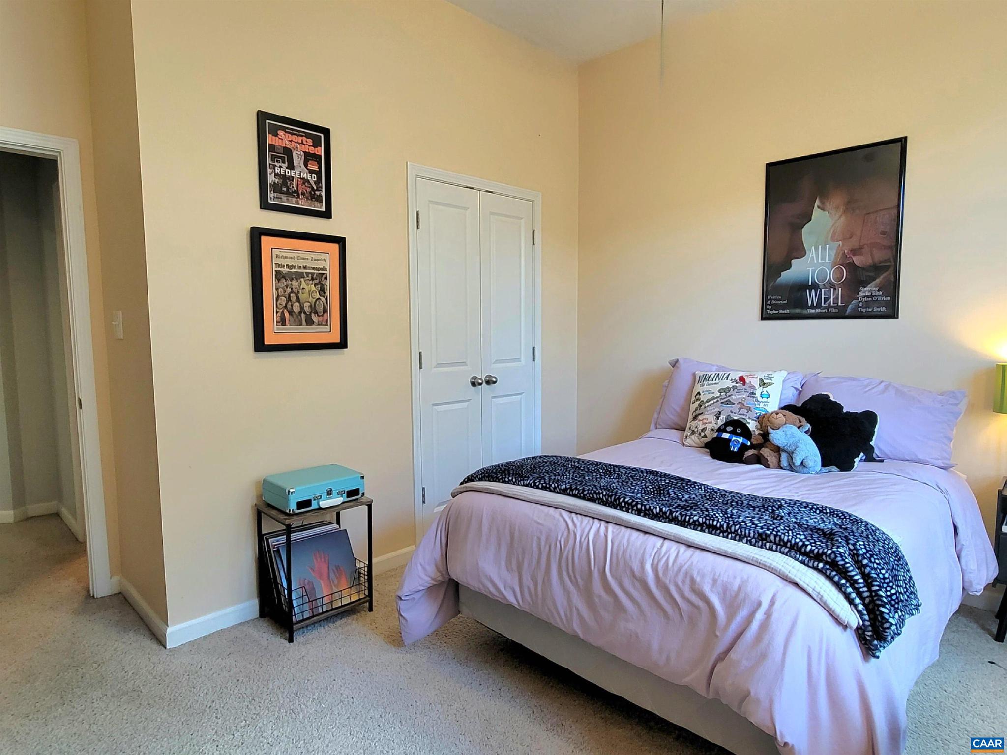 WALKER SQUARE CONDOS - Residential