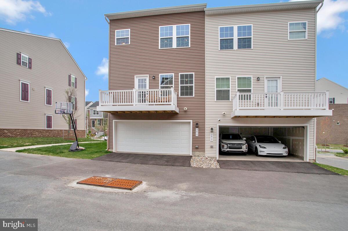 WESTPHALIA TOWN CENTER - Residential Lease