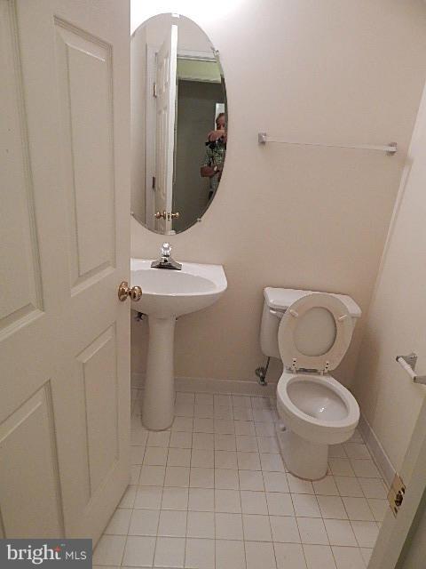 CLOVERLEAF CENTER - Residential