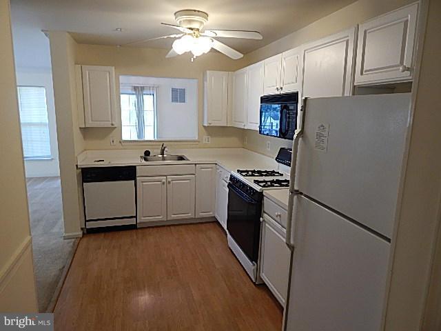 CLOVERLEAF CENTER - Residential