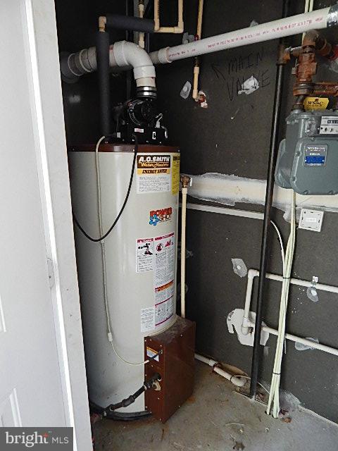 CLOVERLEAF CENTER - Residential