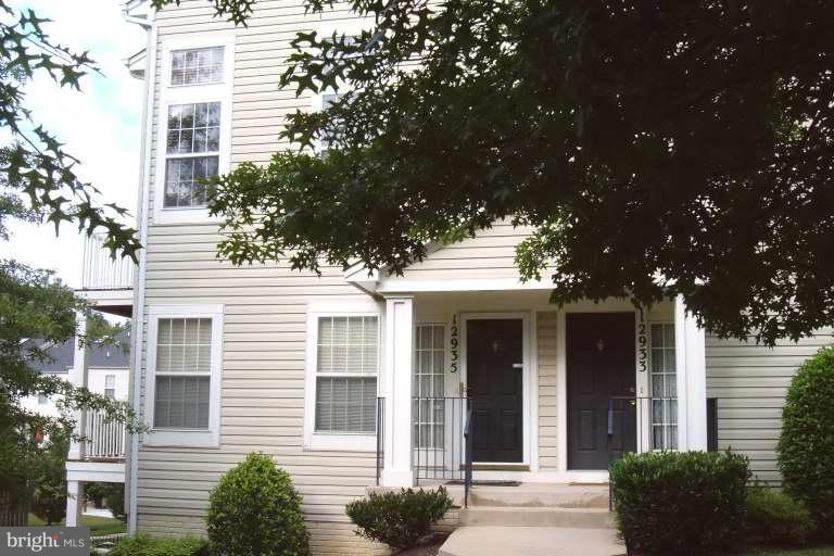 CLOVERLEAF CENTER - Residential