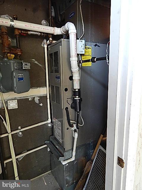 CLOVERLEAF CENTER - Residential