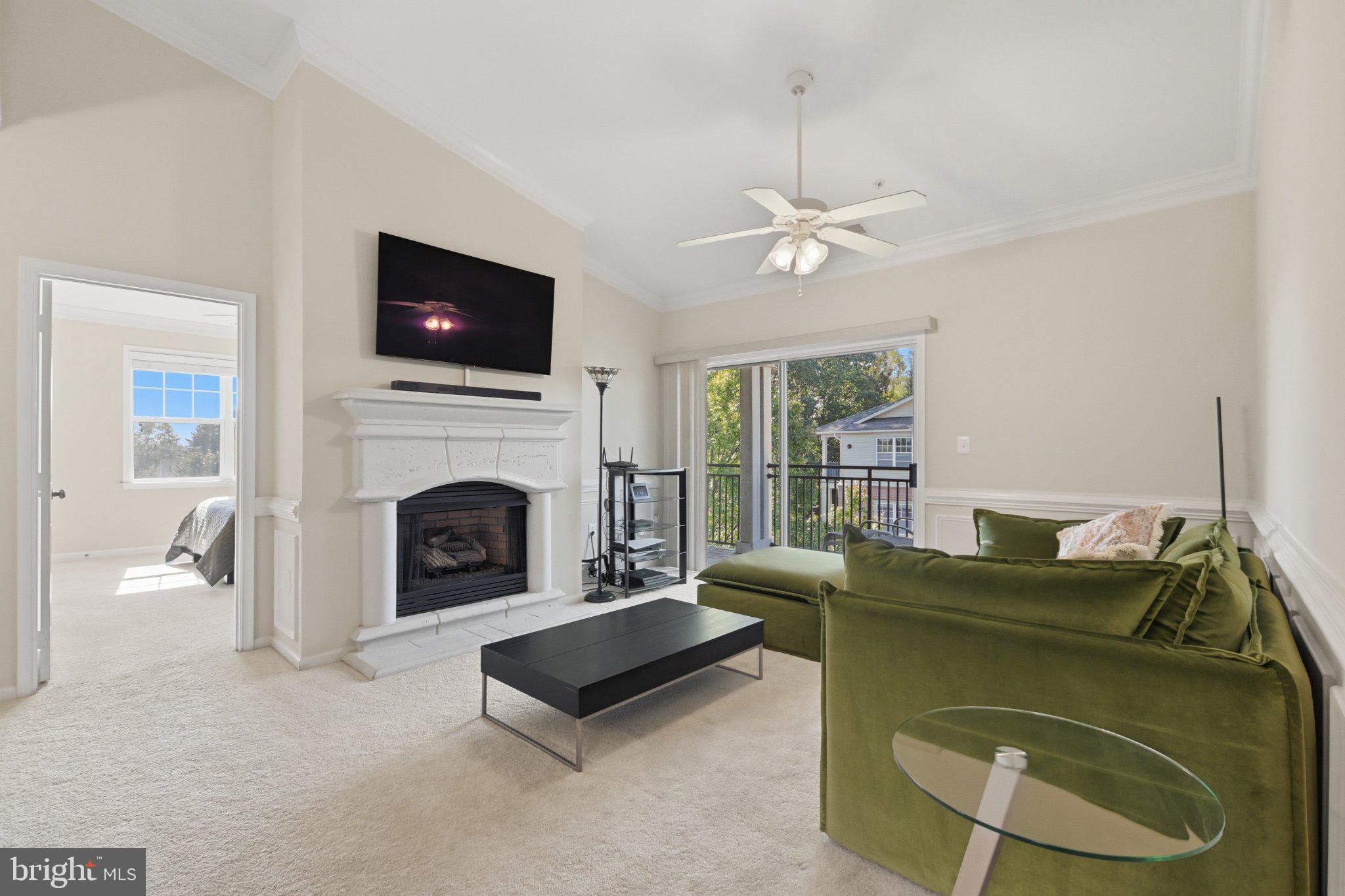 4415 WEATHERINGTON LANE 404
