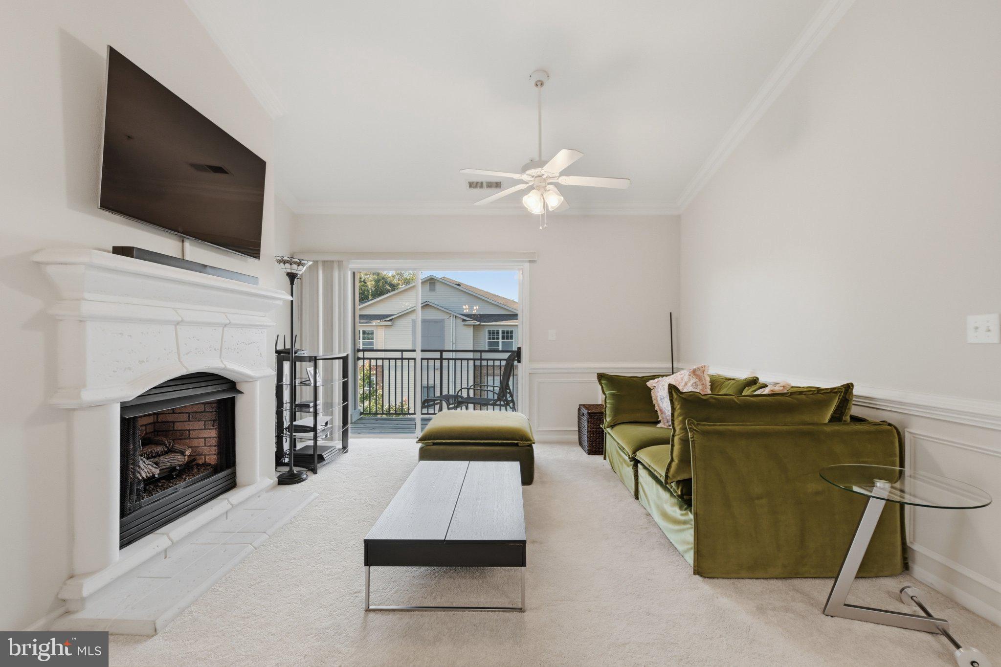 4415 WEATHERINGTON LANE 404