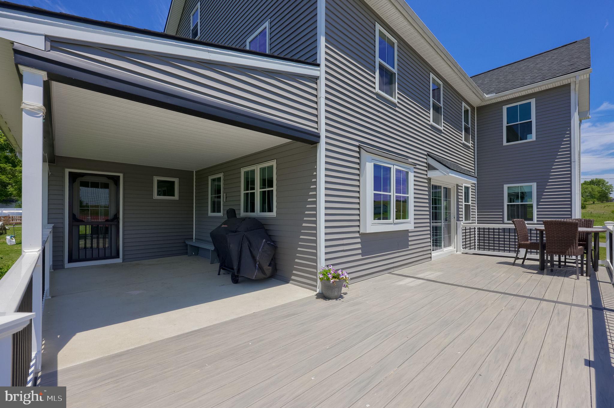 212 CEDAR DRIVE