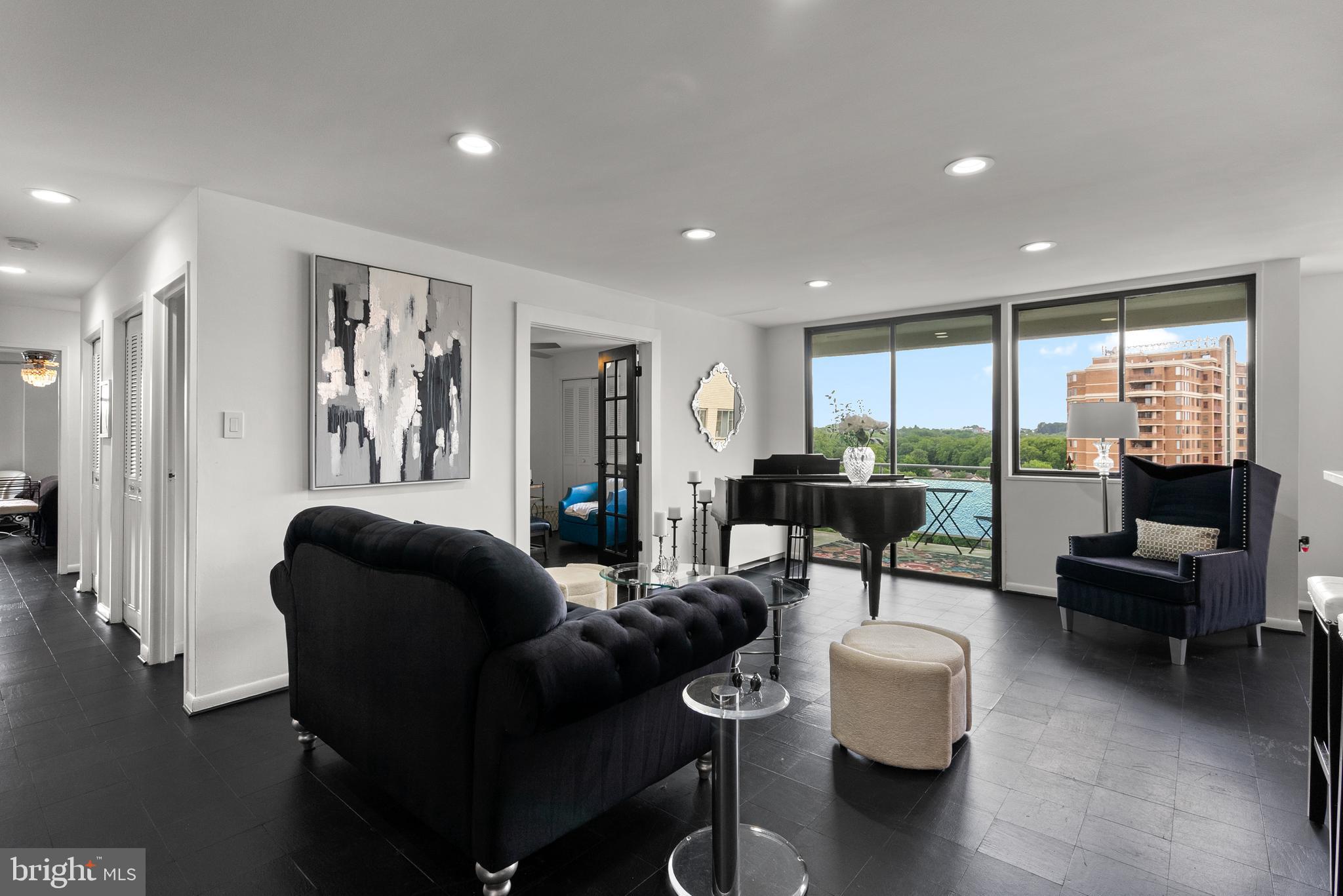 10201 GROSVENOR PLACE 1602