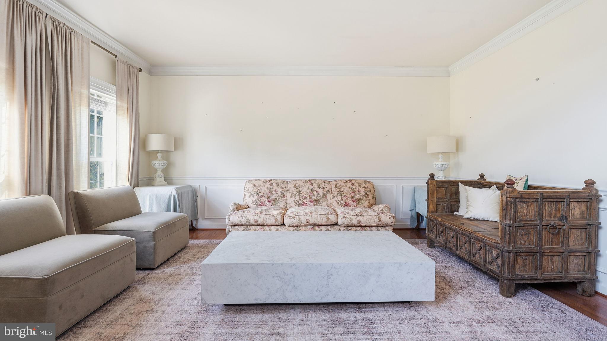 SEVEN LAKES - Residential