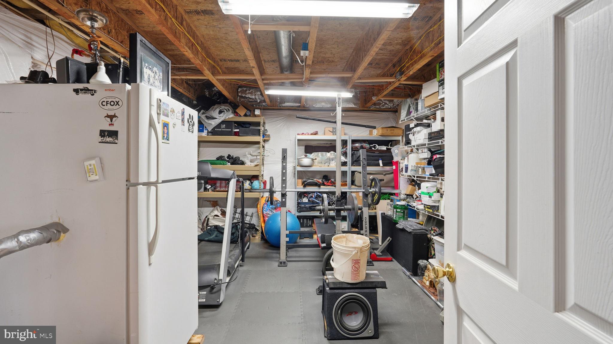 SEVEN LAKES - Residential